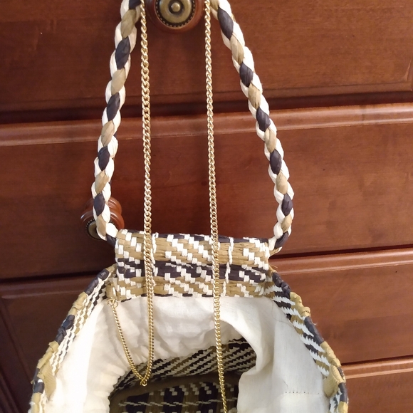 Zara Rafia/Cotton/Linen Woven Two Handled Bucket Bag with Shoulder Chain - Picture 3 of 8